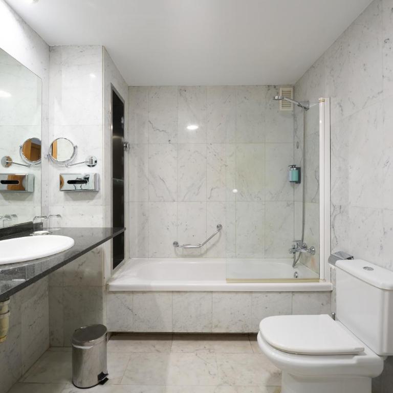 Catalonia Barcelona Beach - Double Room - 5
