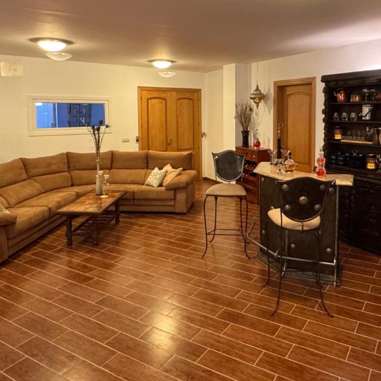 Your Private Paradise Luxurious Villa for Unforgettable Stays - Villa - 51