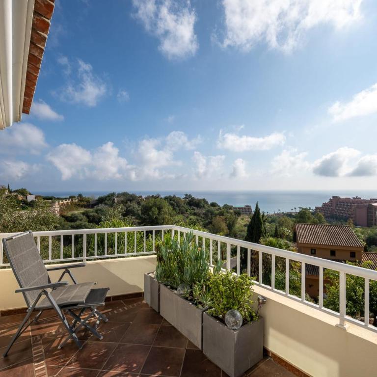 Your Private Paradise Luxurious Villa for Unforgettable Stays - Villa - 28