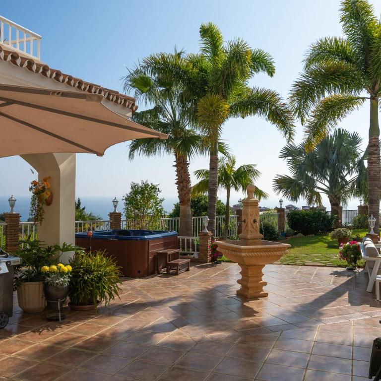 Your Private Paradise Luxurious Villa for Unforgettable Stays - Villa - 23