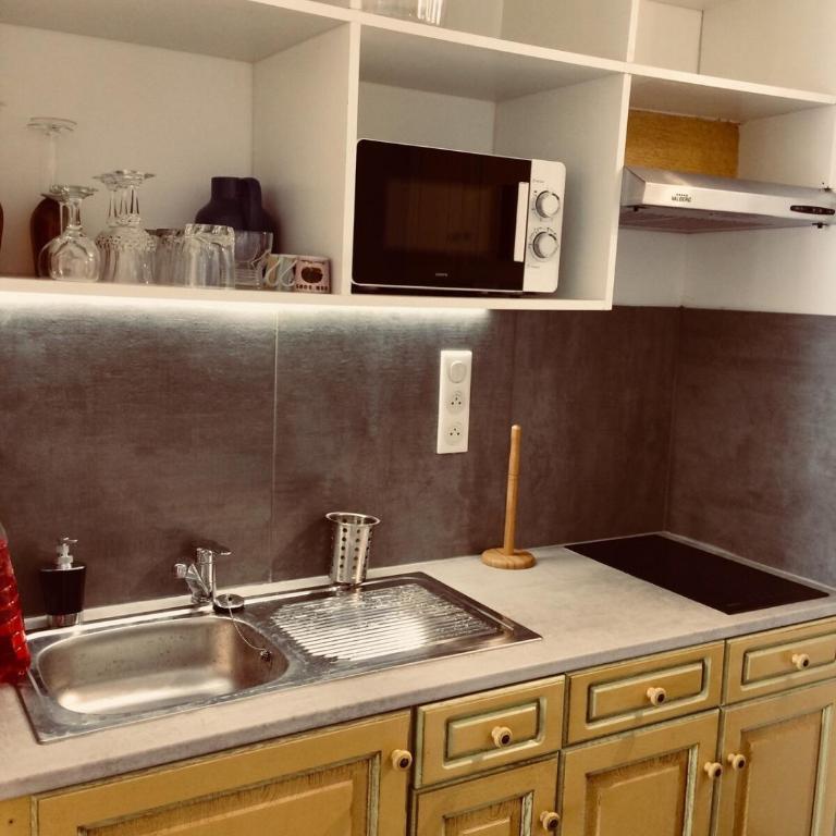 Comfortable studio-from city center and beaches - Apartment mit 1 Schlafzimmer - 7