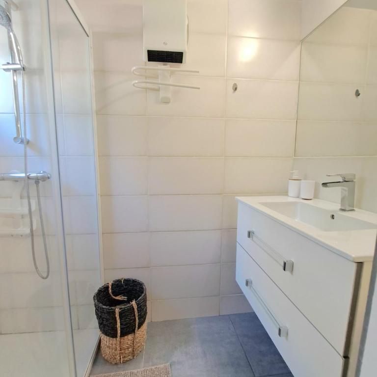 Comfortable studio-from city center and beaches - Apartment mit 1 Schlafzimmer - 17