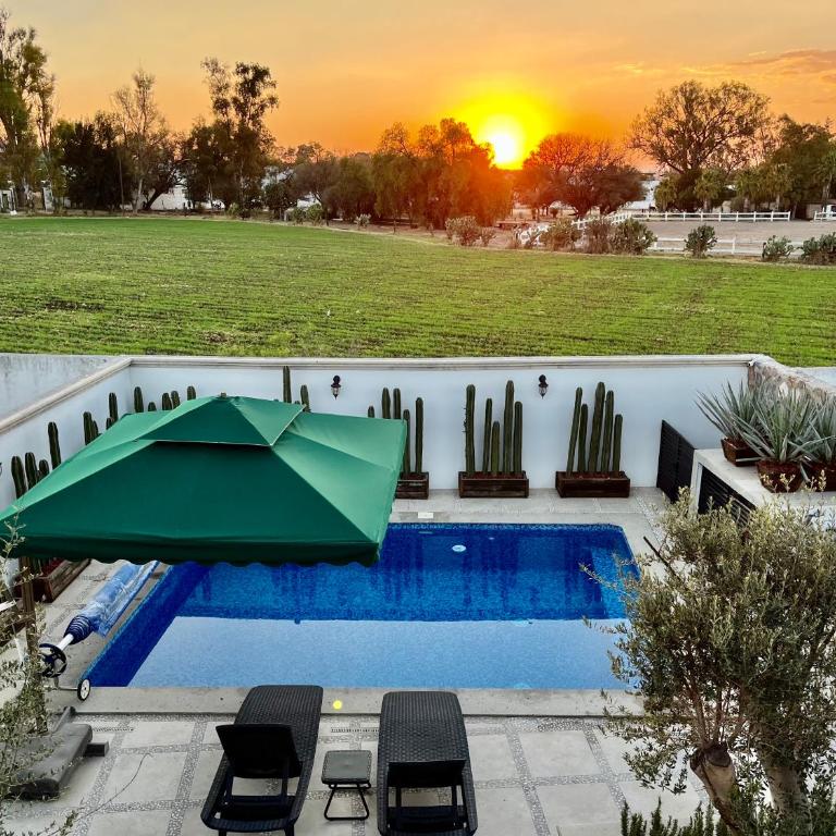 Casa Frida con Piscina Privada Caliente, Aire Acondicionado, Billar, Parrilla & FirePit - Casa - 1