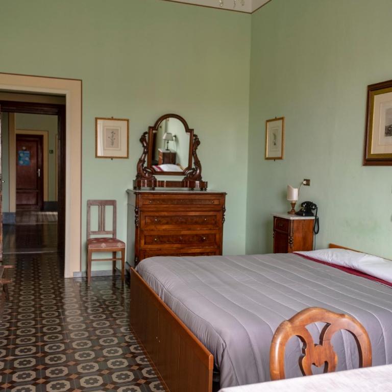 Royal Victoria Hotel - Family Room - 3