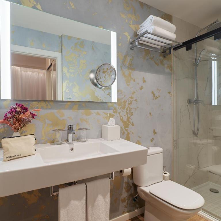 Boutique Hotel H10 Montcada - Double Room with City View - 12
