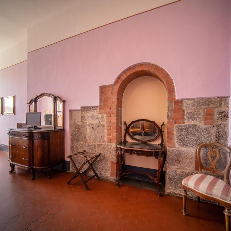 Royal Victoria Hotel - Classic Double or Twin Room with River View - 12