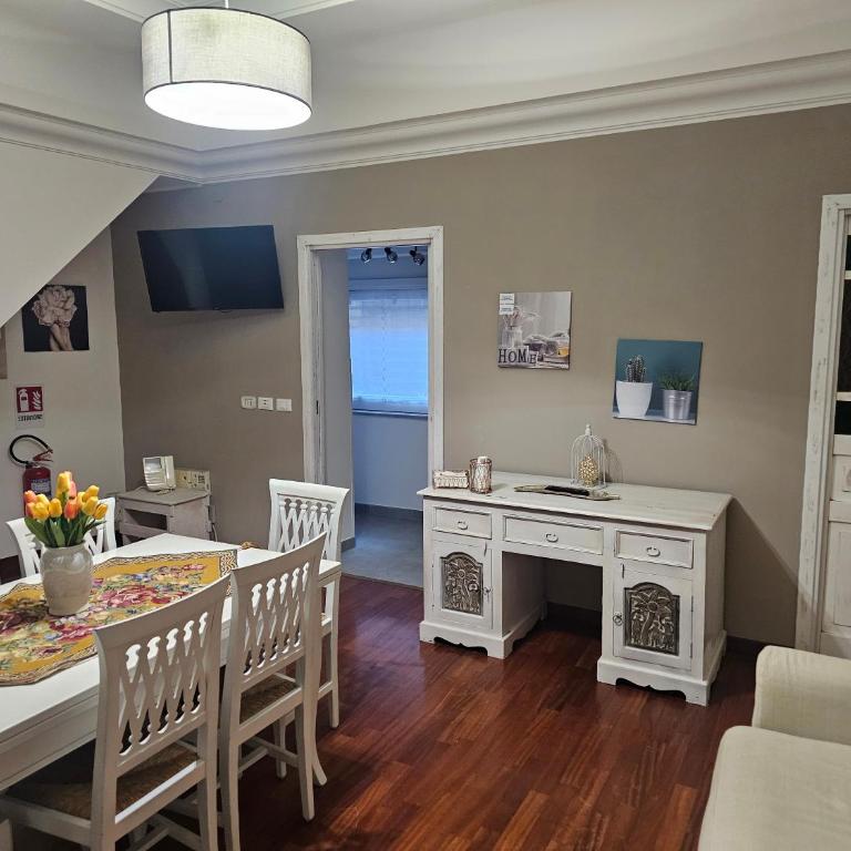 MeliKris home - Appartamento con 2 Camere da Letto - 4