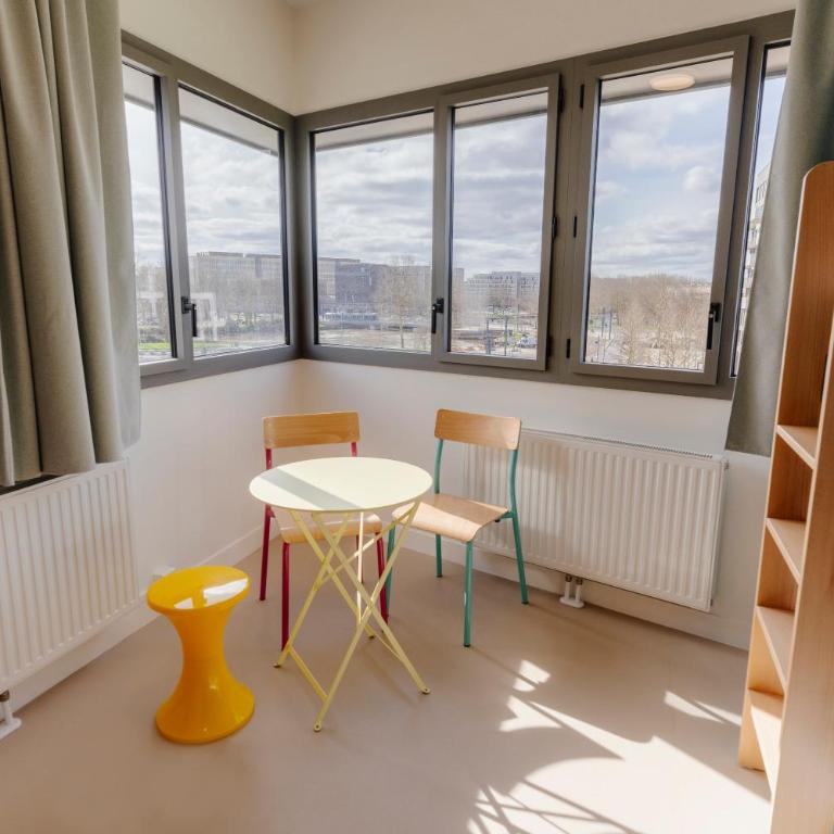 The People Caen - Chambre Familiale avec Salle de Bains Privative - 10