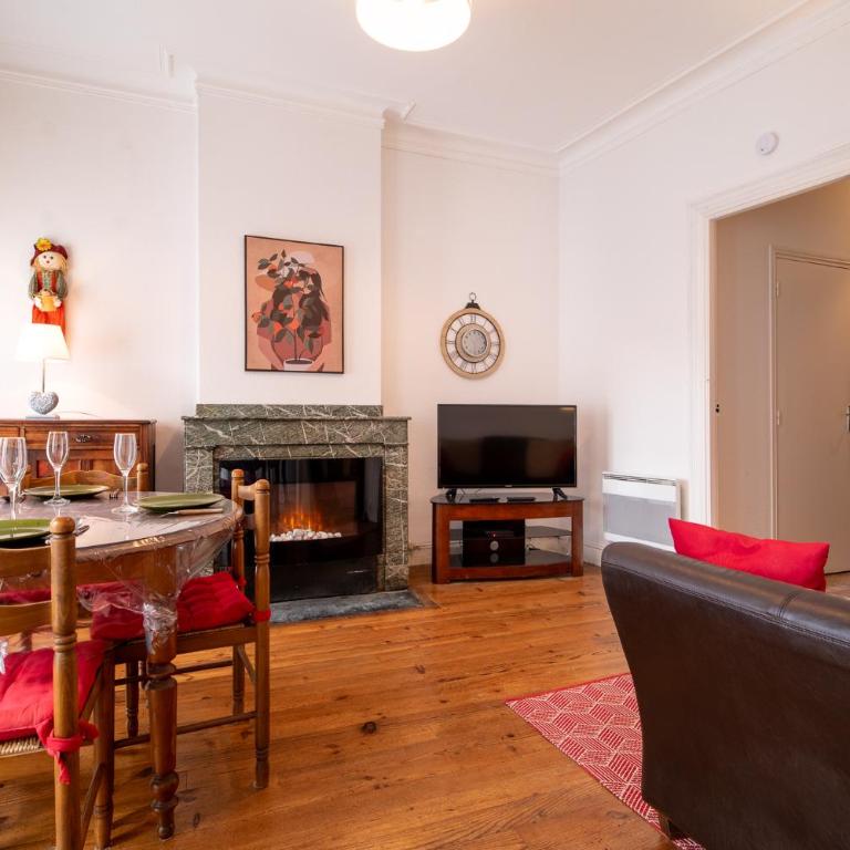 Joli T2 BAGNERES de Bigorre Centre - Two-Bedroom Apartment - 1
