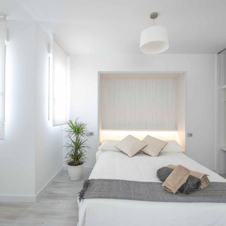 Apartamento y Terraza Puente Viejo junto a la Catedral - Apartamento de 1 dormitorio - 6
