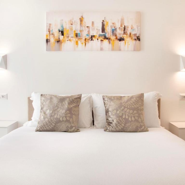 Luxury & Design Apartment Piramide - Appartamento con 2 Camere da Letto - 55
