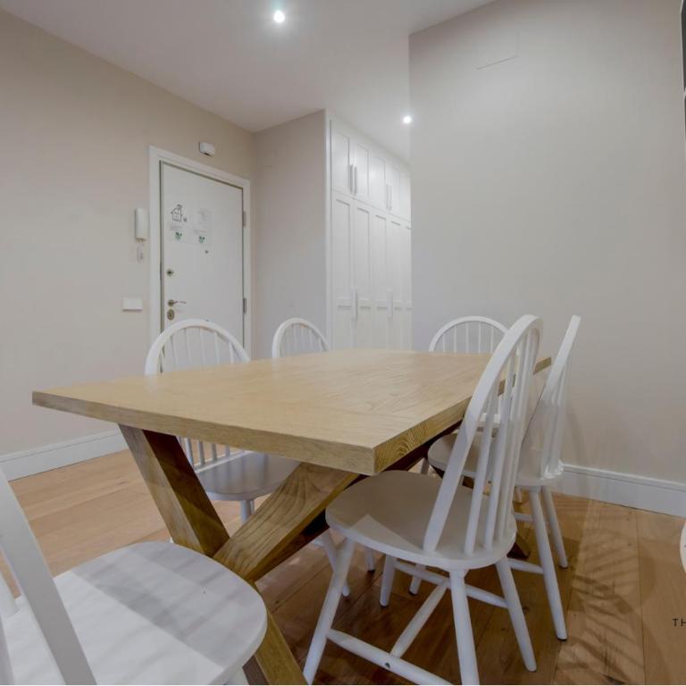 Atractiva y práctica para 9, conoce Toledo 77 - Apartamento - 5