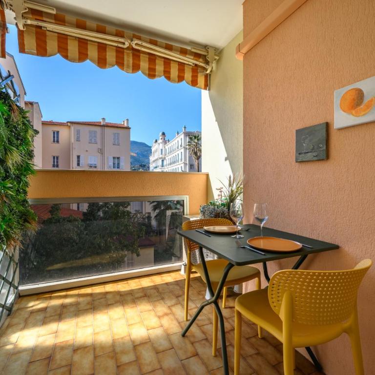"Charmant studio" Plein centre, Calme, Terrasse - Studio mit Bergblick - 19