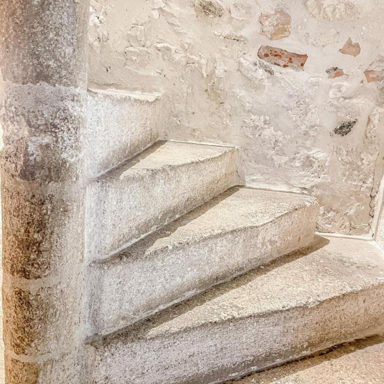 Luxury Town House Centre Arles - Appartamento con 3 Camere da Letto - 55