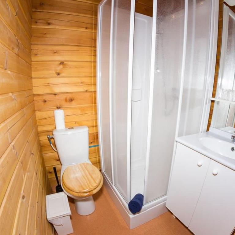 Chalet rustique près des pistes avec WiFi, 7 chambres pour 14 personnes - Chalet mit 3 Schlafzimmern - 6