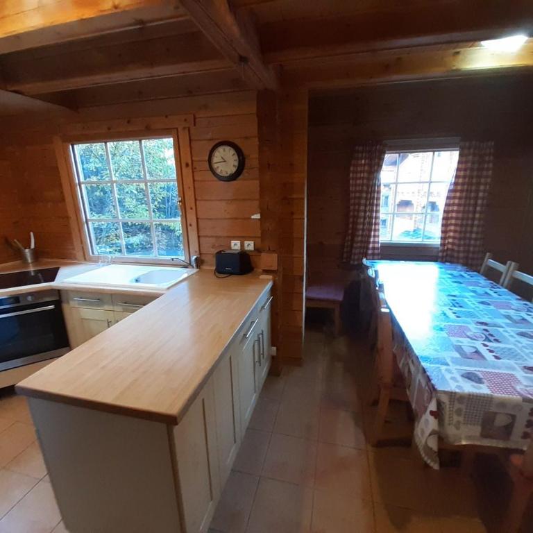 Chalet mitoyen traditionnel 12 personnes avec WiFi à La Tania - Chalet mit 3 Schlafzimmern - 14