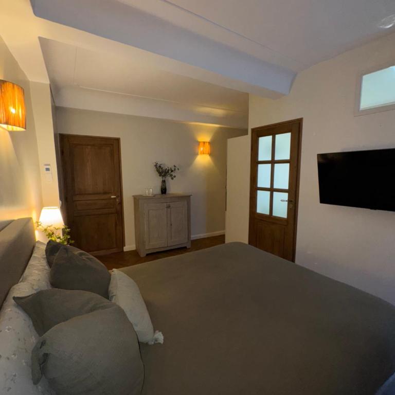 Maison Louisa - Chambre Lit Queen-Size - 2