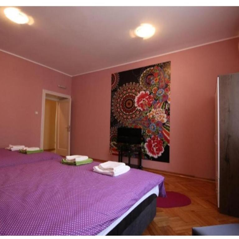 Fine Plus - Deluxe Double Room with Two Double Beds - 2