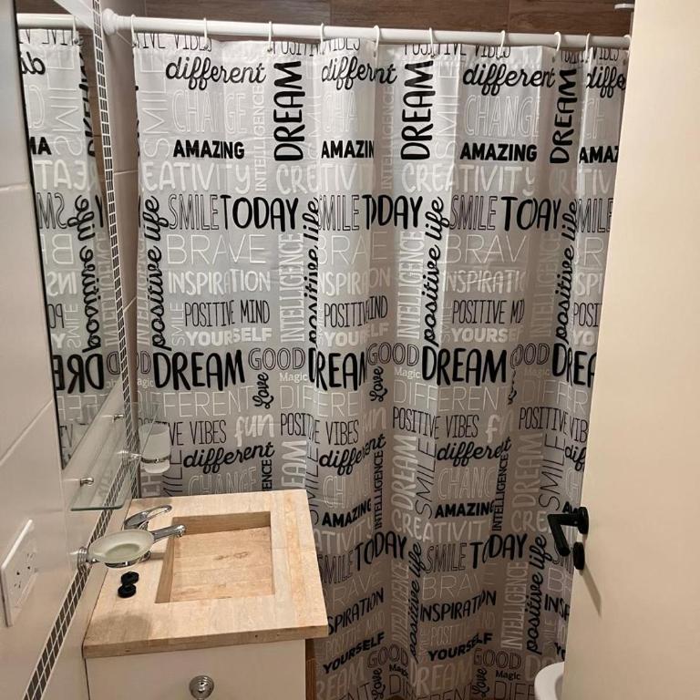 Departamentos Alvear 2249 - Habitación Doble Deluxe (2 adultos + 1 niño) - 3