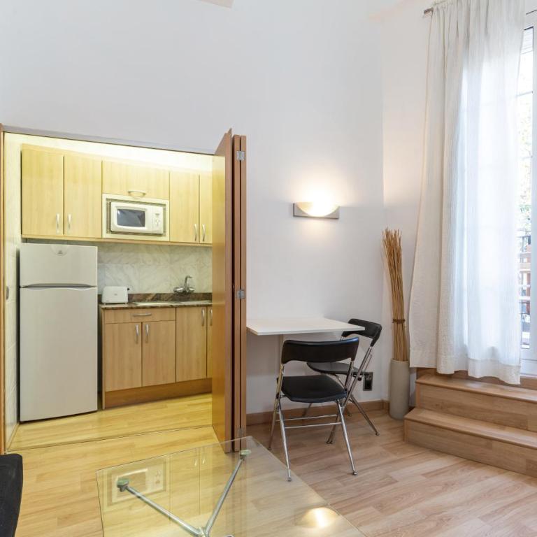 Alos Apartments Paseo de Gracia-Diagonal - Duplex Apartment with Spa Bath - 17