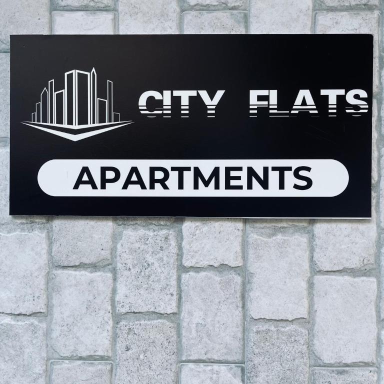 CITY FLATS - Avenida Baleares - Studio Apartment - 1