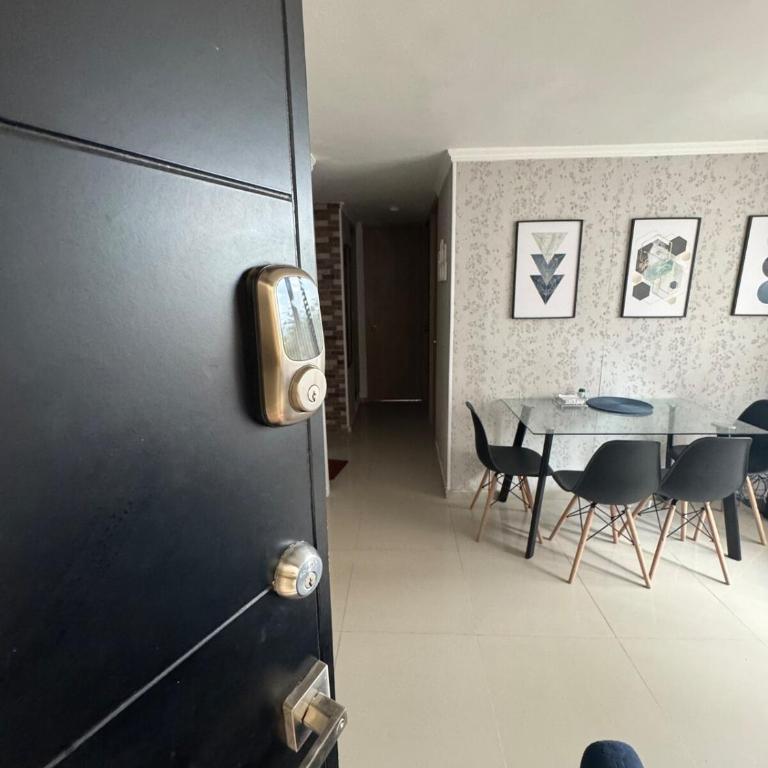 Apto Santa Marta 3Hb,1B,AC,Wifi 500 MB - Three-Bedroom Apartment - 32