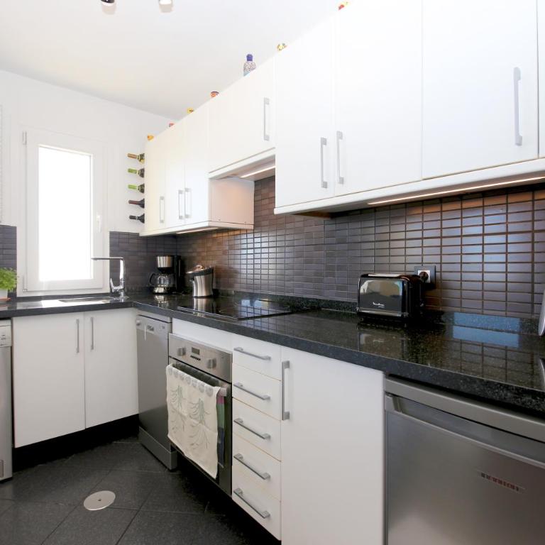 Estepona Port Apartment ELINE - Apartamento de 2 dormitorios - 8