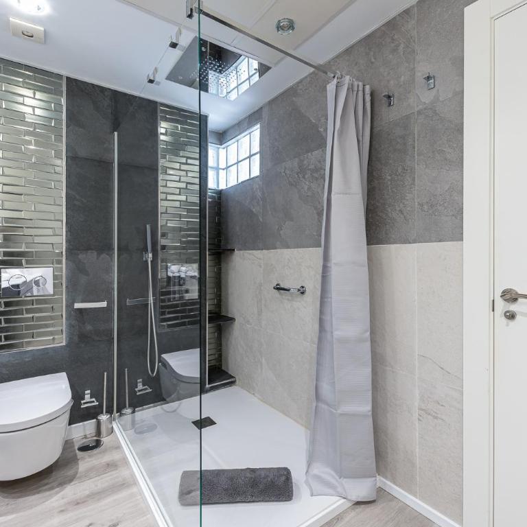 Puerto Benalmádena and Carihuela, Attic Views with pool, Parking, terrace - Apartamento de 2 dormitorios - 25