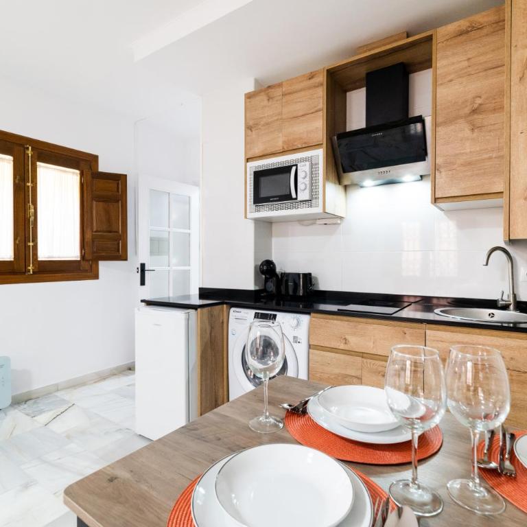 Céntrico Apartamento Reformado - Two-Bedroom Apartment - 5