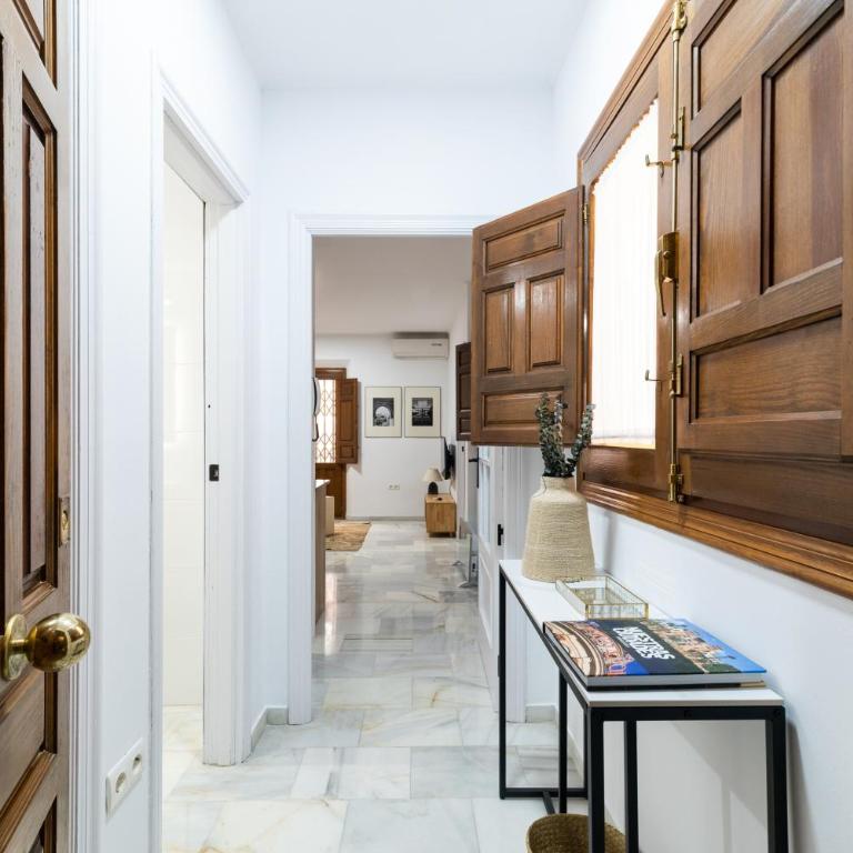 Céntrico Apartamento Reformado - Two-Bedroom Apartment - 38