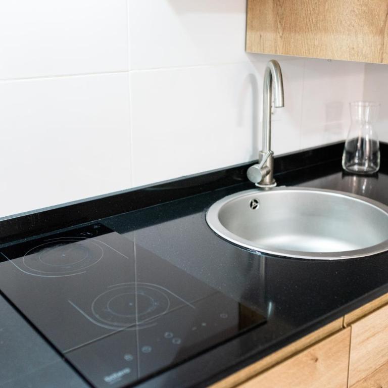 Céntrico Apartamento Reformado - Two-Bedroom Apartment - 40