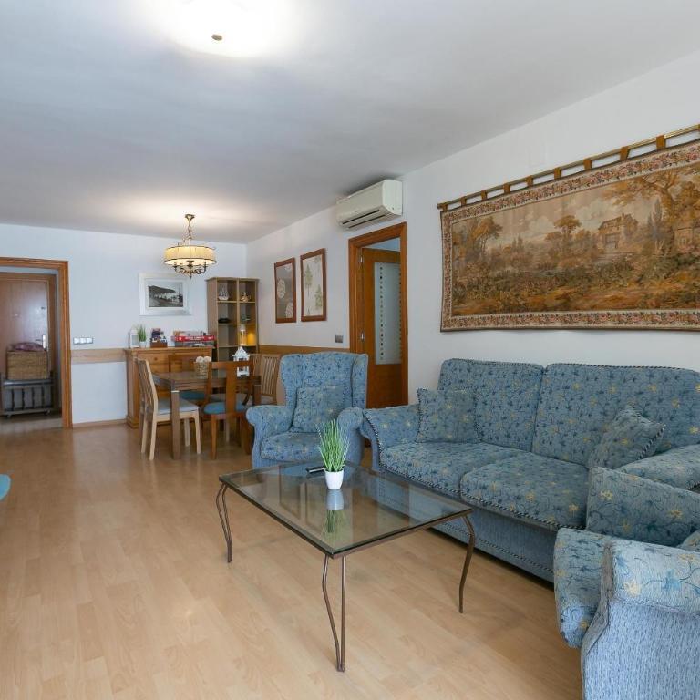 Amplio piso en el centro de Málaga - Apartamento - 5