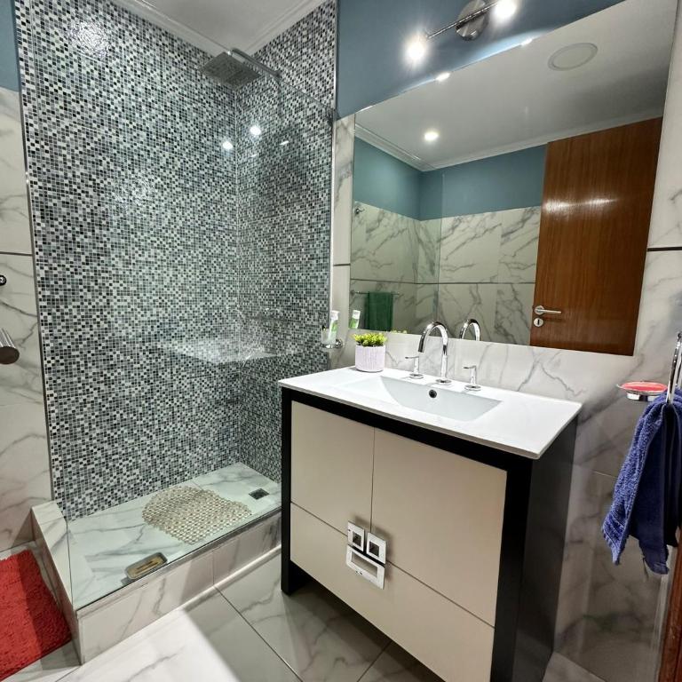 Quequén Necochea - Two-Bedroom House - 8