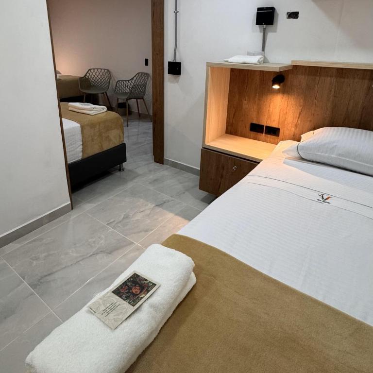 Vida Hostel - Cama Individual en dormitorio compartido de 6 camas - 3