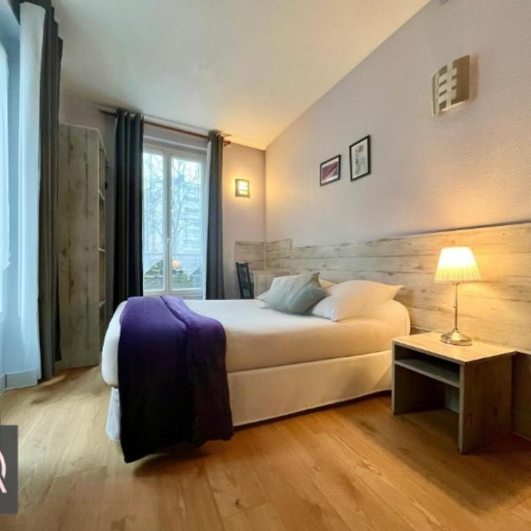 Alliance Hôtel Paris - Chambre Double avec Salle de Bains Privative - 1