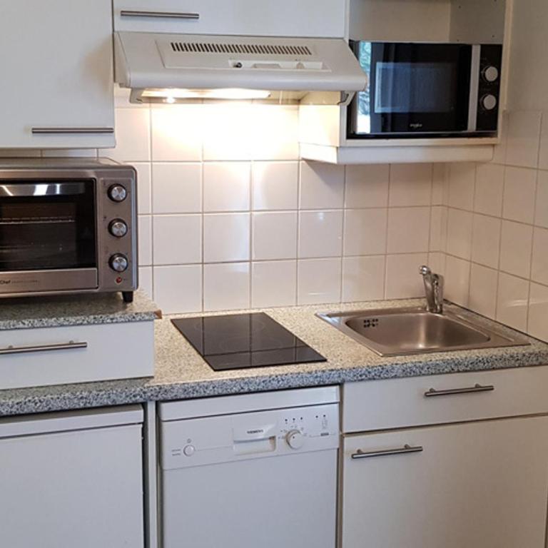 Studio Centre avec Parking et Wifi à Brides-les-Bains - Studio - 8