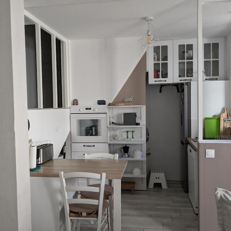 T2 Au pied du château sans vis à vis - Appartement 2 Chambres - 4