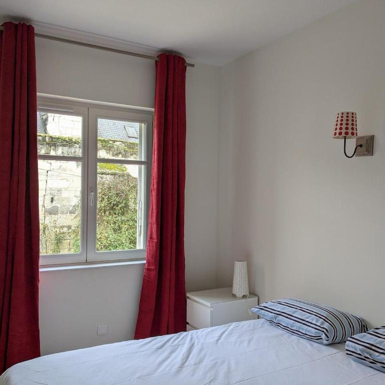 T2 Au pied du château sans vis à vis - Appartement 2 Chambres - 38