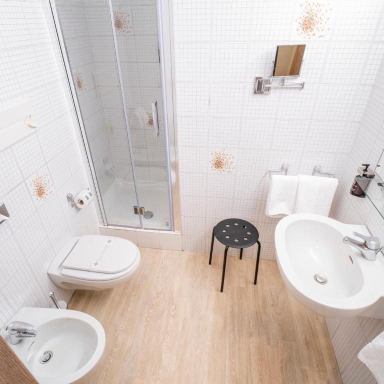 Best Quality Hotel Gran Mogol - Triple Economy Room - 4