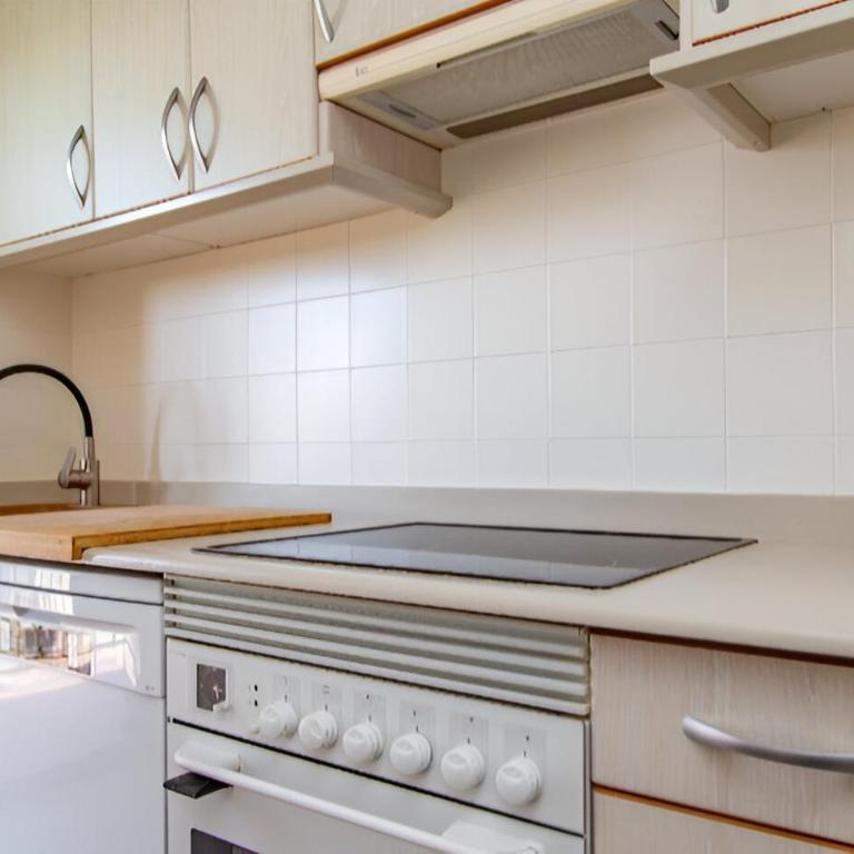 Apartamento Premium frente al mar, en primera linea de playa - Three-Bedroom Apartment - 8