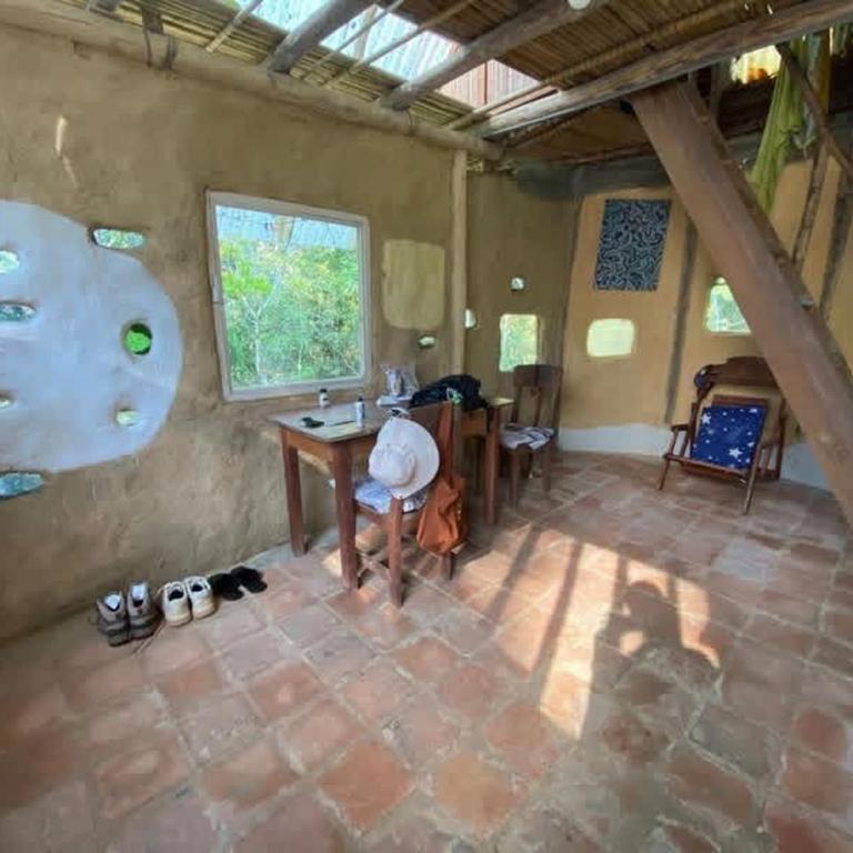 Sweet little cabin in ecological artist community - Casa de 2 dormitorios - 4