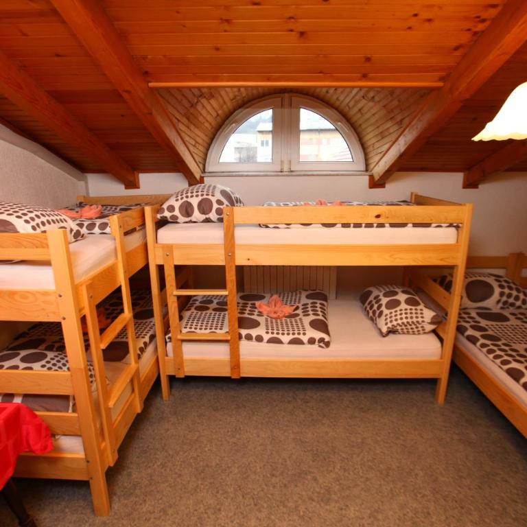 Hostel Cuba - Krevet u 6-krevetnoj Mešanoj Spavaonici - 3