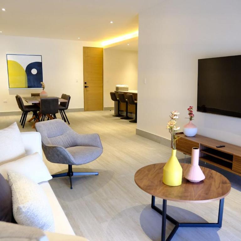 Cumbres Gardens Cancún - Two-Bedroom Apartment - 17