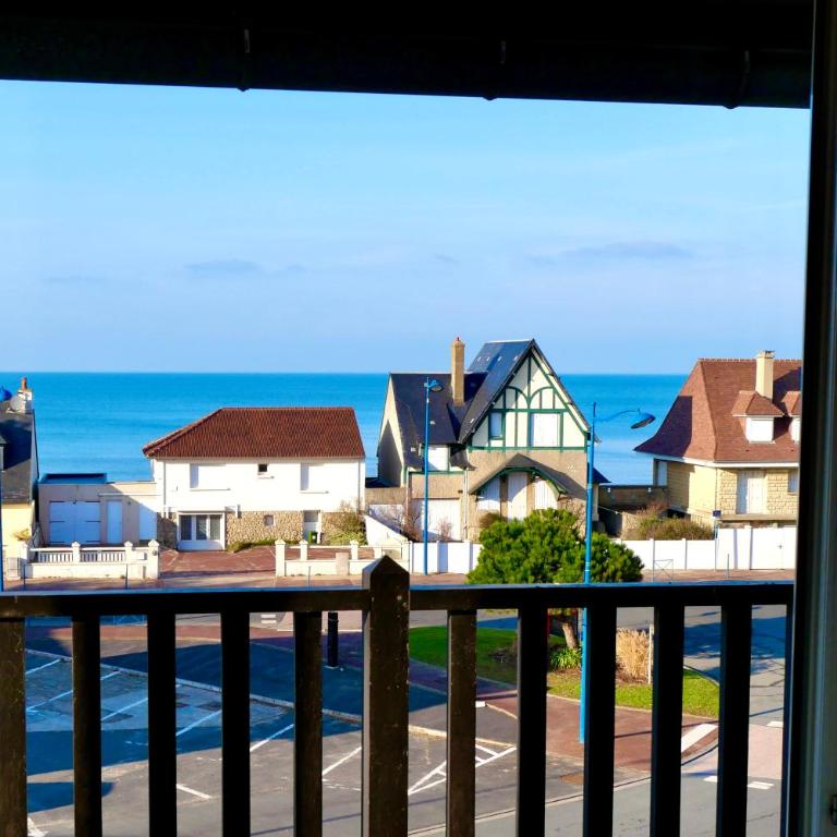 Appartement pleine vue mer à 50m de la plage - Two-Bedroom Apartment - 2