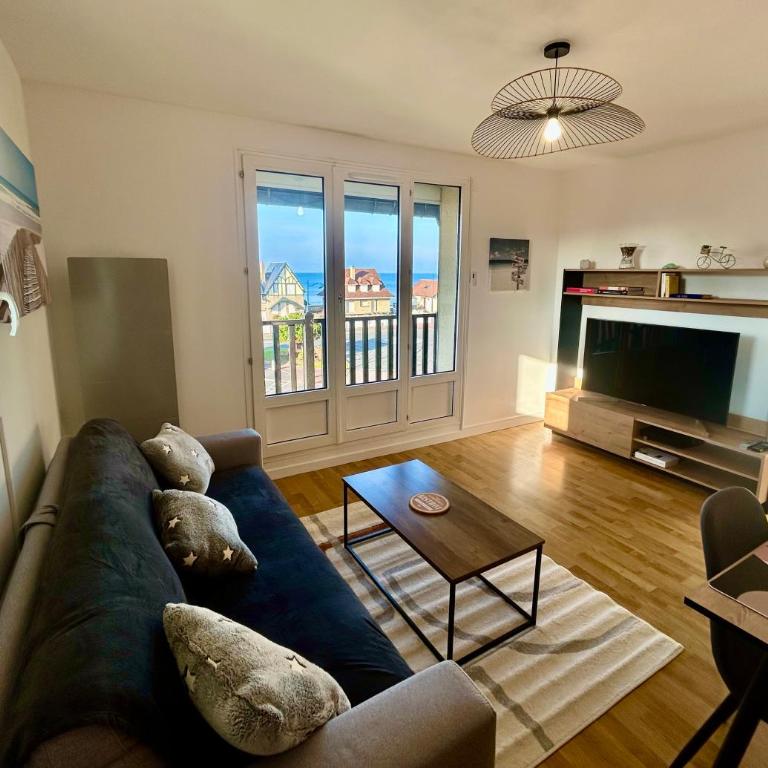 Appartement pleine vue mer à 50m de la plage - Two-Bedroom Apartment - 4