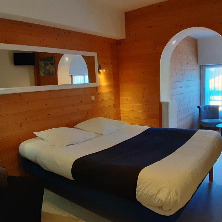 Hotel De La Route Verte - Chambre Triple - 4