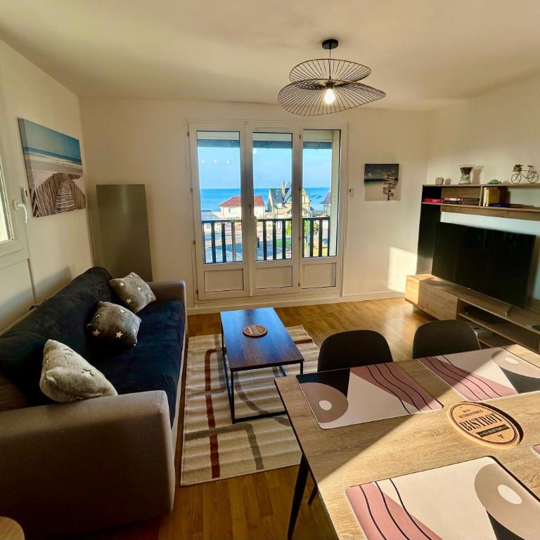 Appartement pleine vue mer à 50m de la plage - Two-Bedroom Apartment - 19