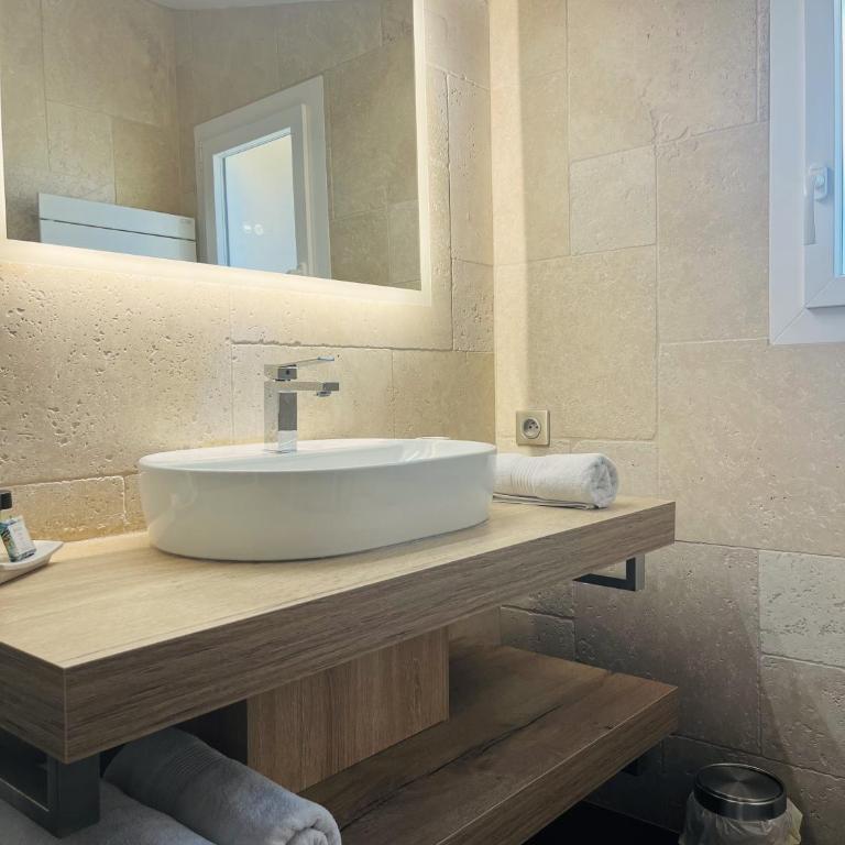 Villa Azur Golf - Chambre Double - Vue sur Mer - 7