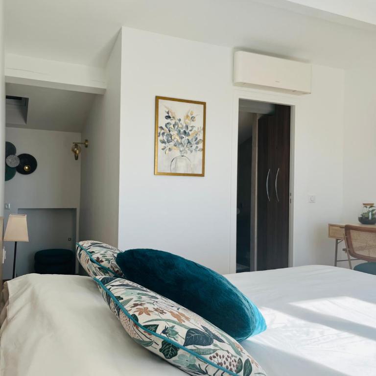 Villa Azur Golf - Chambre Double - Vue sur Mer - 10