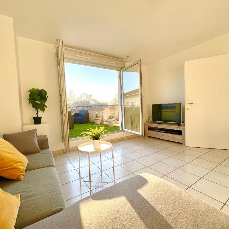 BnGo I Immense RoofTop Lyon I 2 chambres, 2 places parkings, 2 immenses terrasses, 8 personnes - Appartement 2 Chambres avec Terrasse - 27
